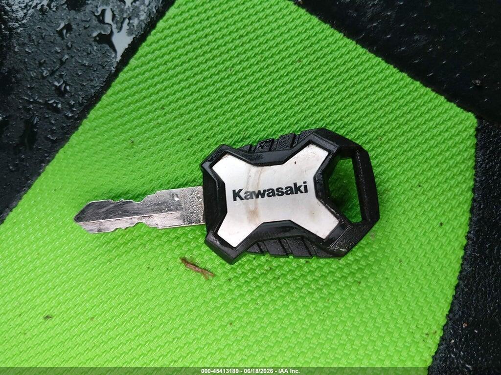 JKAWTCE15SB500144 2025 KAWASAKI KWT1000 photo no. 11