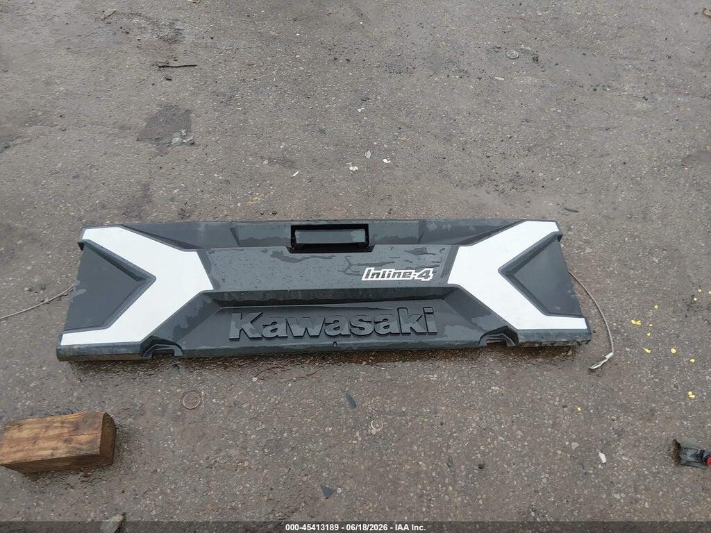 JKAWTCE15SB500144 2025 KAWASAKI KWT1000 photo no. 12