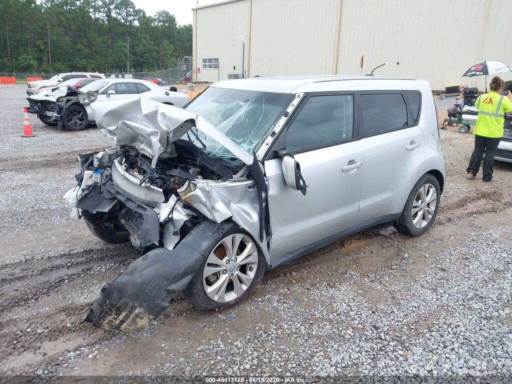 KNDJP3A51F7750986 2015 KIA SOUL photo no. 2