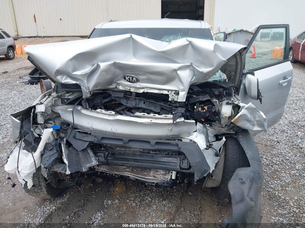 KNDJP3A51F7750986 2015 KIA SOUL photo no. 6