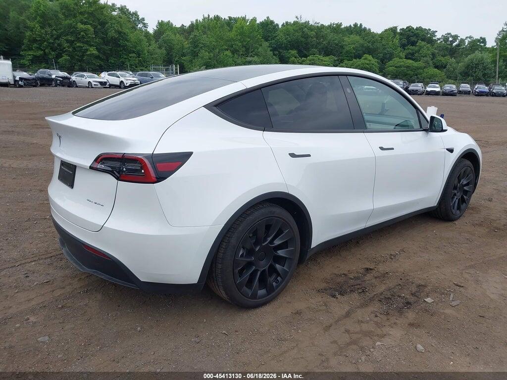 7SAYGDEE7SF220138 2025 TESLA MODEL Y photo no. 4