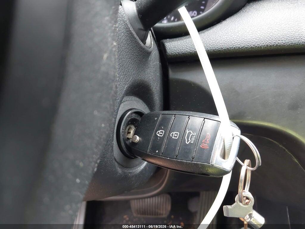KNDPMCAC9H7094010 2017 KIA SPORTAGE photo no. 11