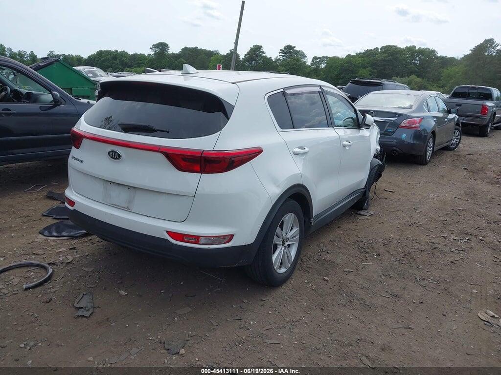KNDPMCAC9H7094010 2017 KIA SPORTAGE photo no. 4