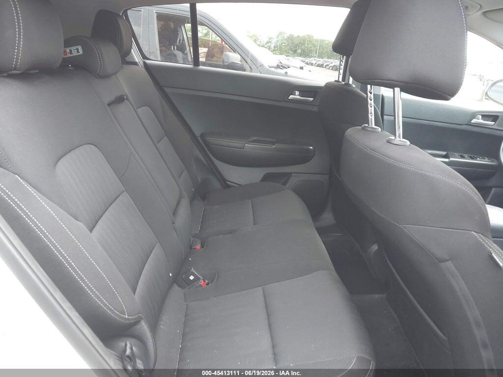 KNDPMCAC9H7094010 2017 KIA SPORTAGE photo no. 8