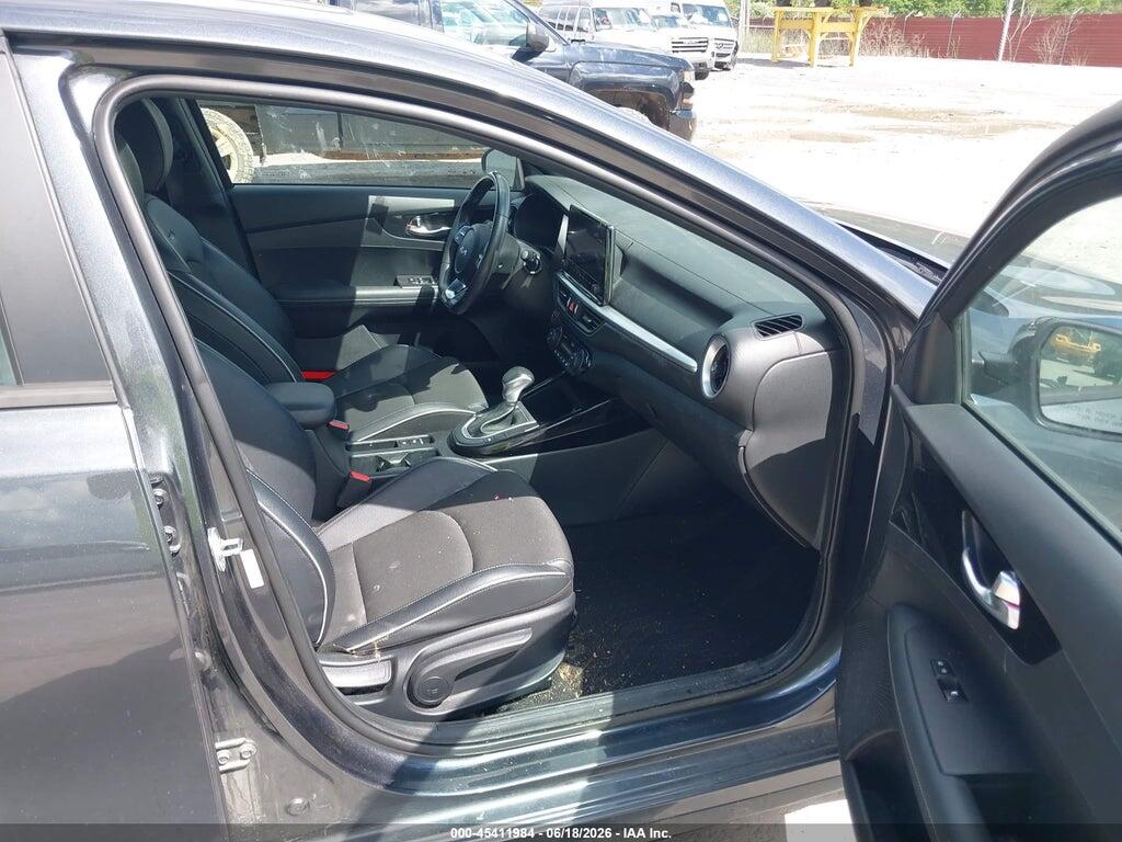 3KPF54AD9RE723838 2024 KIA FORTE photo no. 5