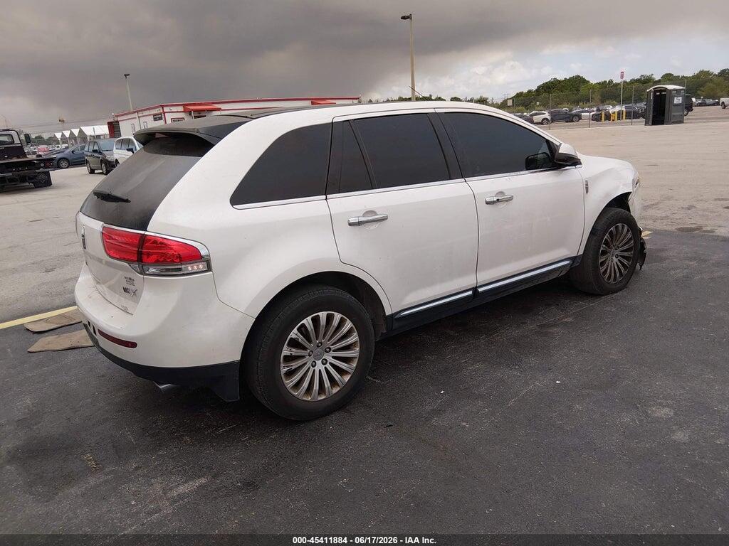 2LMDJ6JK7CBL11719 2012 LINCOLN MKX photo no. 4