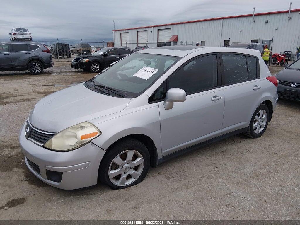 3N1BC13E18L412796 2008 NISSAN VERSA photo no. 2