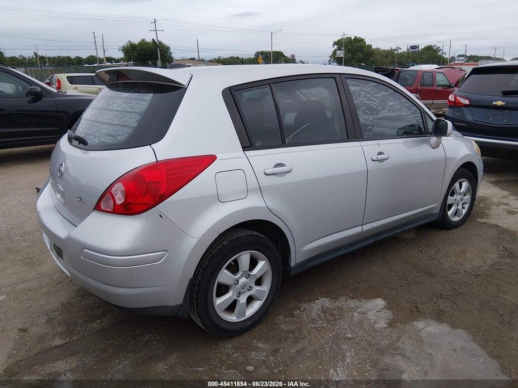 3N1BC13E18L412796 2008 NISSAN VERSA photo no. 4