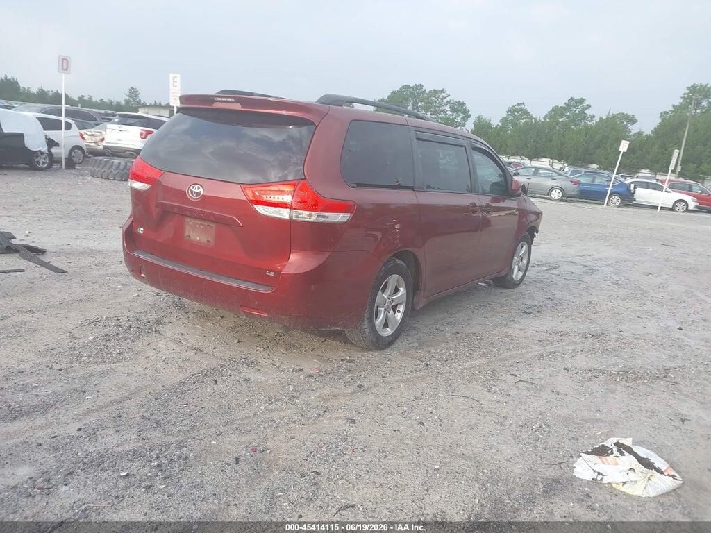 5TDKK3DC7ES437586 2014 TOYOTA SIENNA photo no. 4