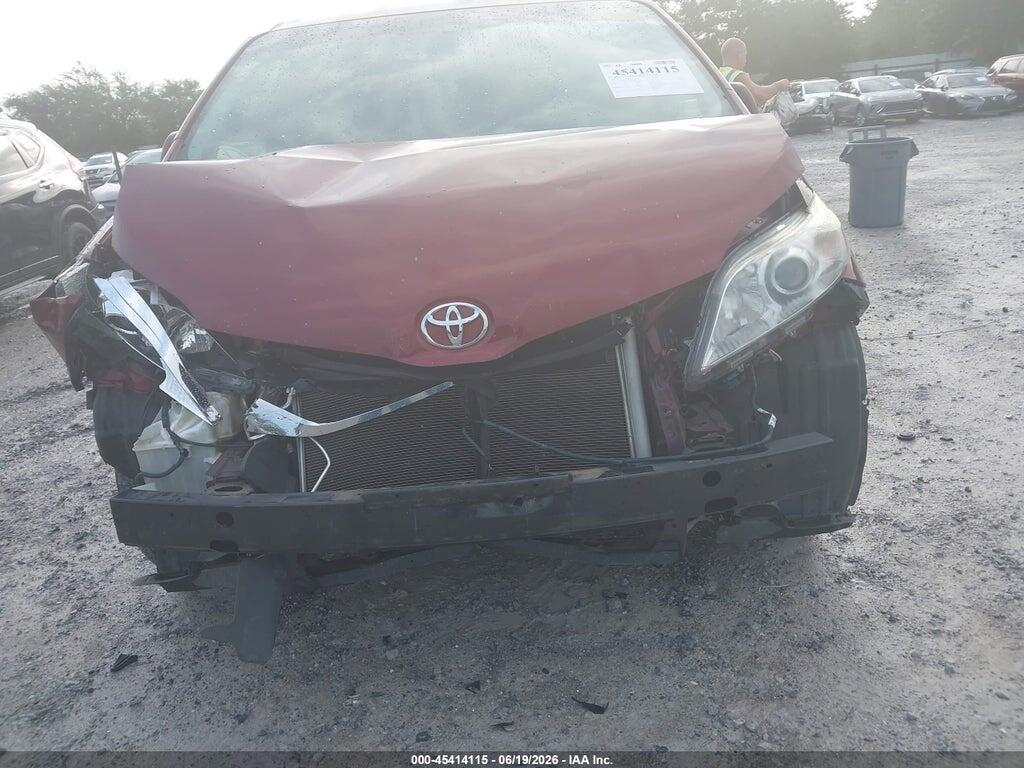5TDKK3DC7ES437586 2014 TOYOTA SIENNA photo no. 6