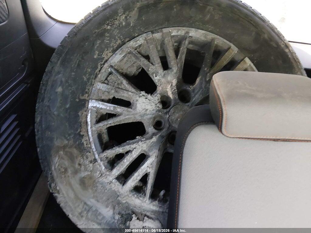 1GNEVGKS3TJ233889 2026 CHEVROLET TRAVERSE photo no. 12