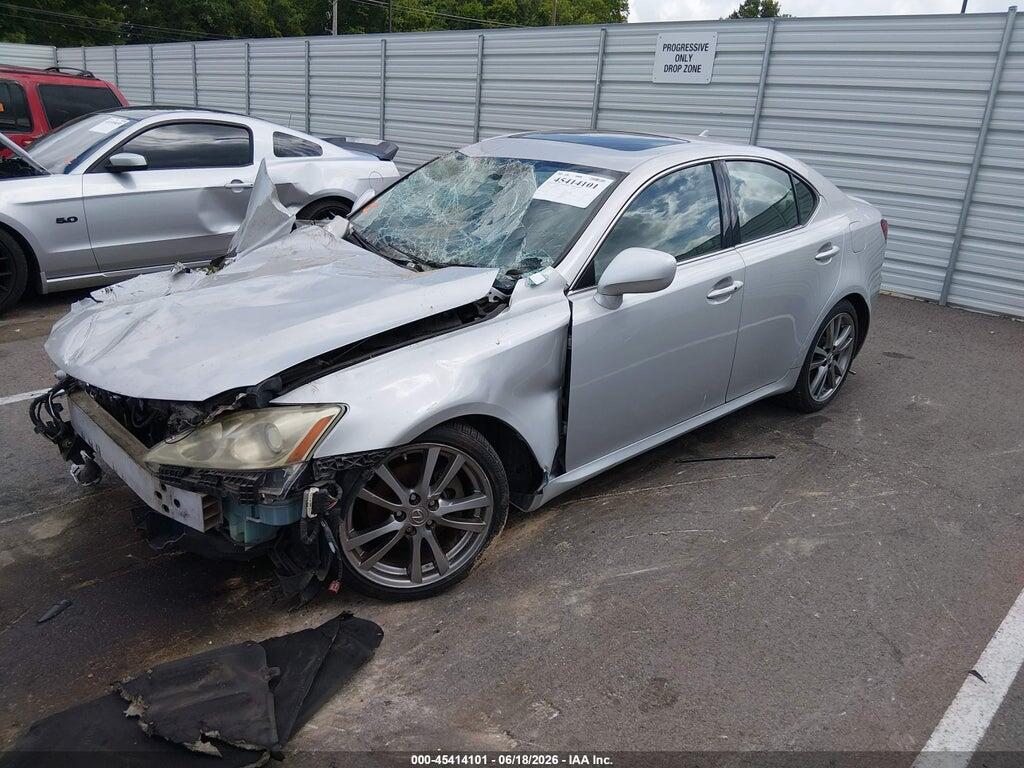 JTHBK262285081264 2008 LEXUS IS 250 photo no. 2