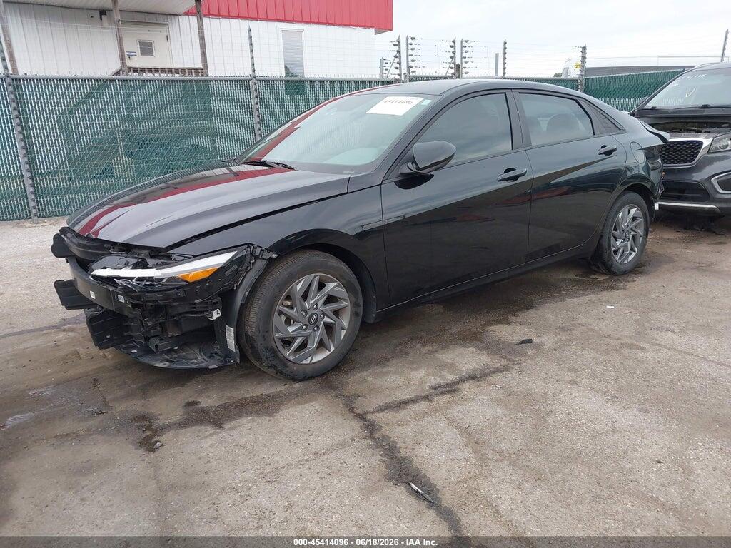 KMHLM4DG2RU755328 2024 HYUNDAI ELANTRA photo no. 2