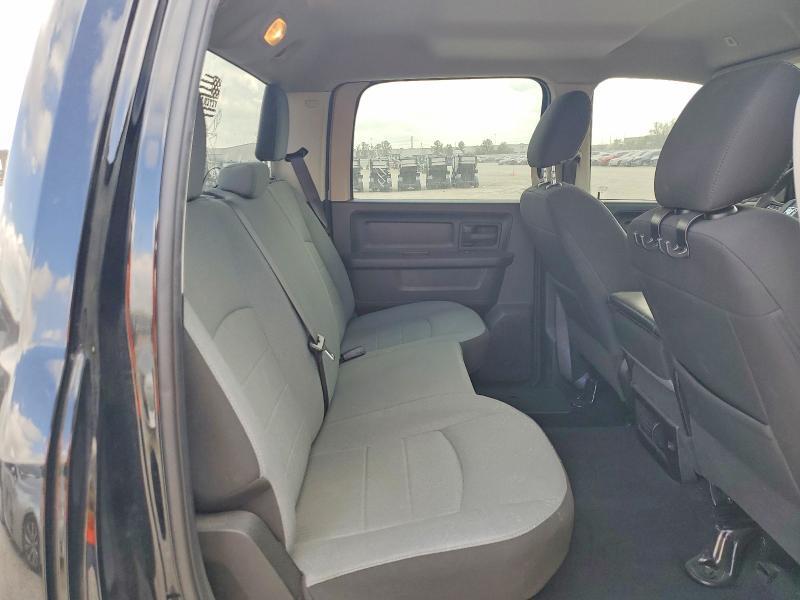 2024 RAM 1500 CLASSIC TRADESMAN — Фото 10 из 12