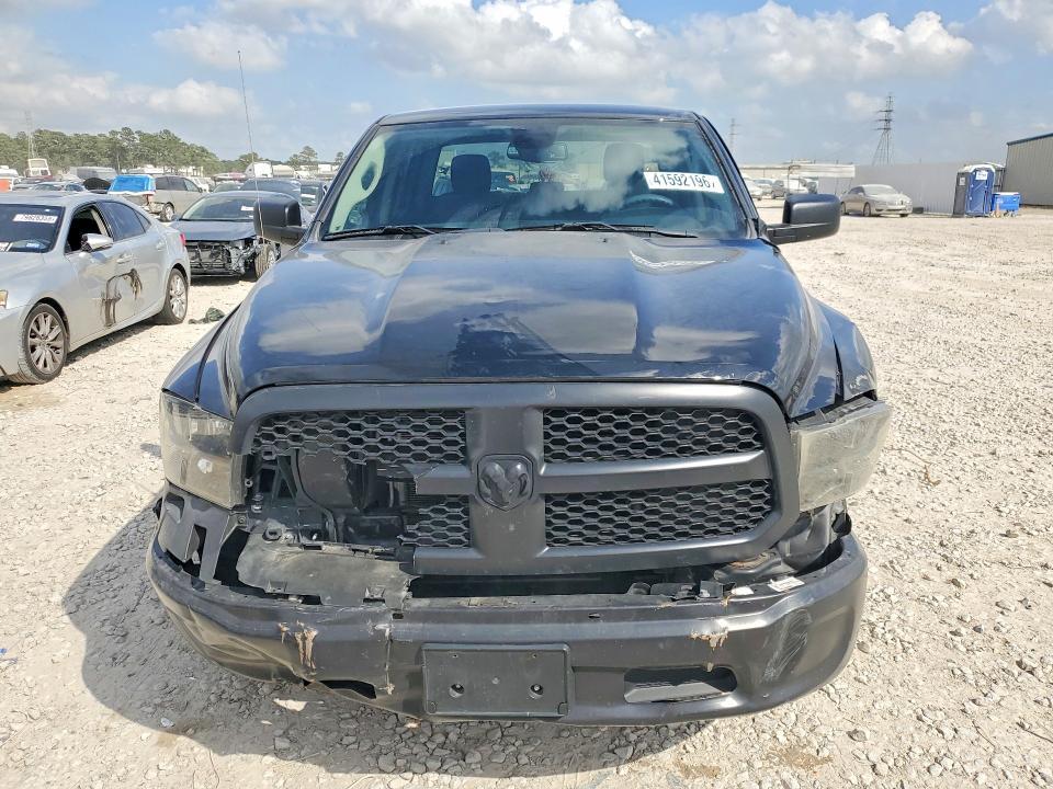 2024 RAM 1500 CLASSIC TRADESMAN — Фото 5 из 12