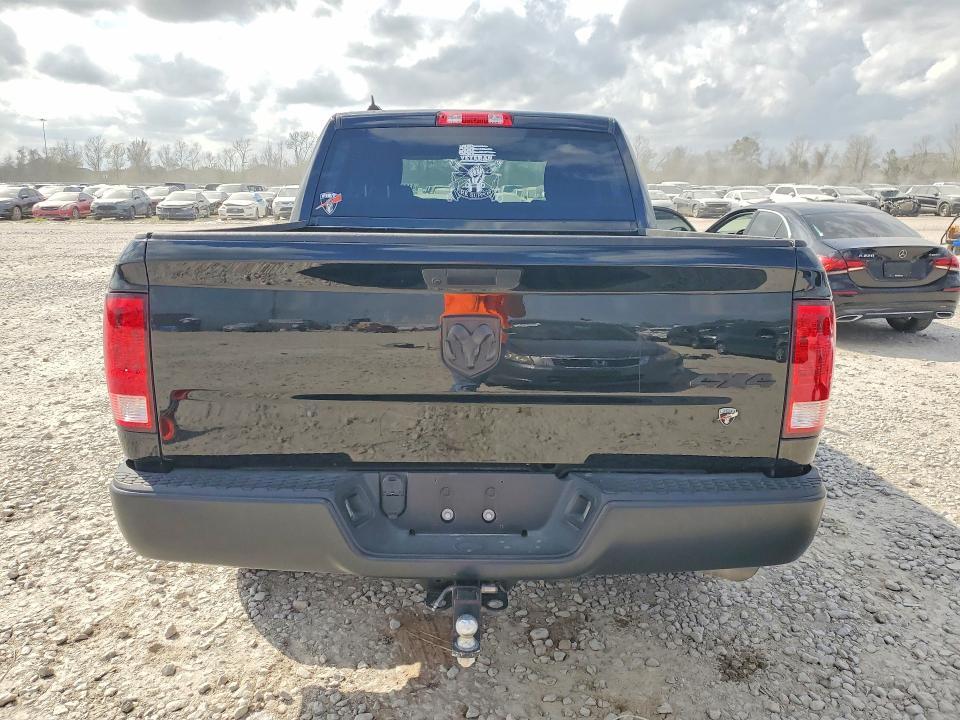 2024 RAM 1500 CLASSIC TRADESMAN — Фото 6 из 12