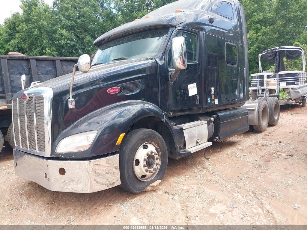 1XP4DP9X2CD121610 2012 PETERBILT 587 photo no. 2