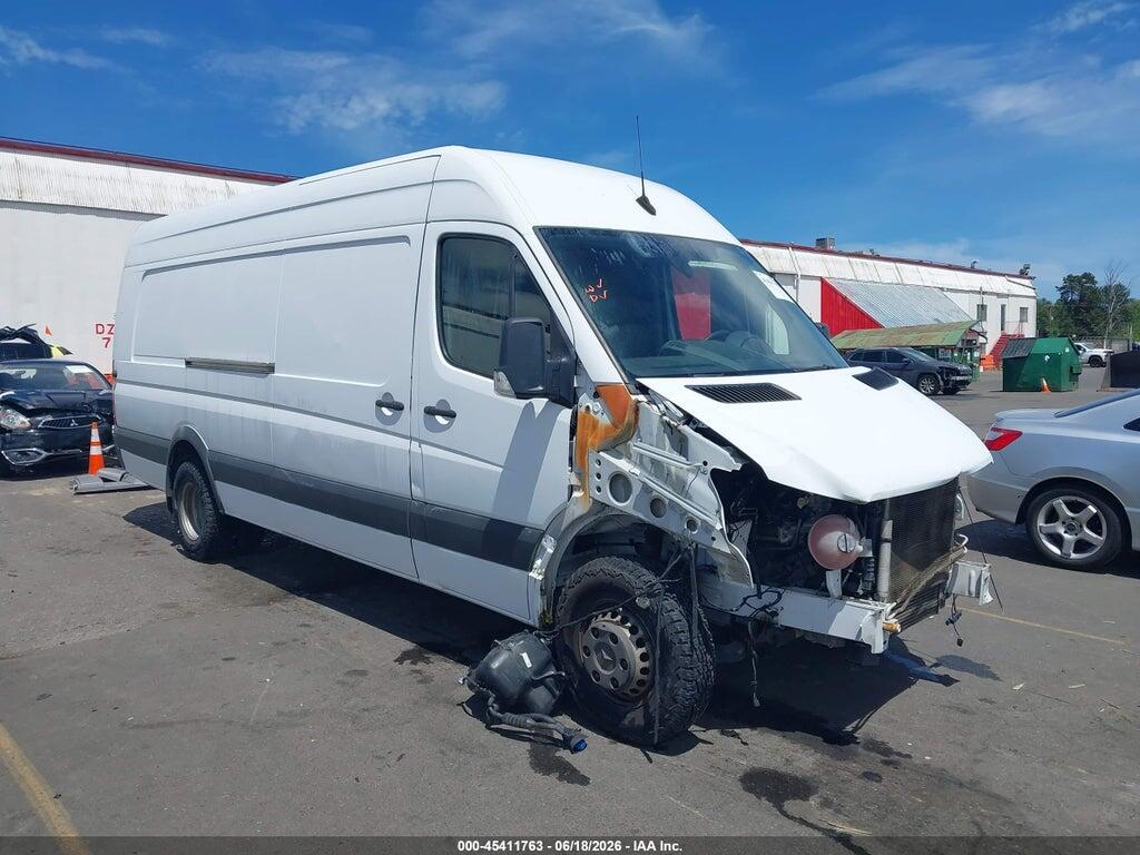 WD3PF4CC4JP649040 2018 MERCEDES-BENZ SPRINTER 3500 photo no. 1