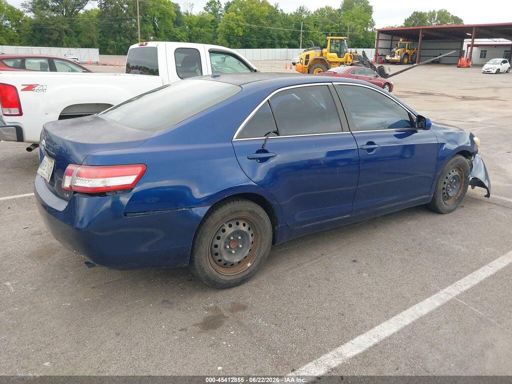 4T1BF3EK7BU718039 2011 TOYOTA CAMRY photo no. 4