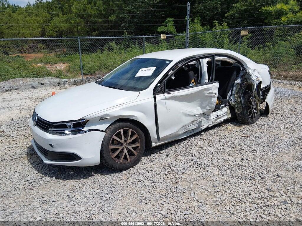 3VW2K7AJ2EM445604 2014 VOLKSWAGEN JETTA photo no. 2