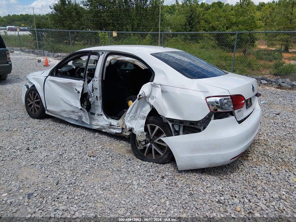 3VW2K7AJ2EM445604 2014 VOLKSWAGEN JETTA photo no. 3
