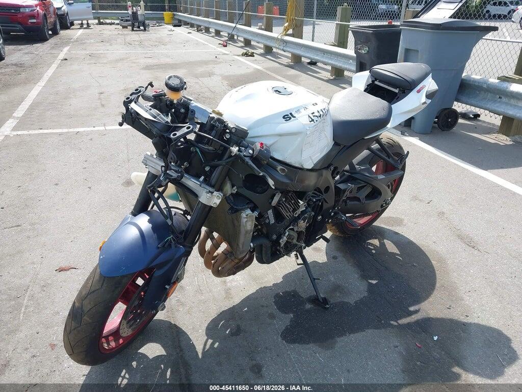 JS1GN7FA6R7100448 2024 SUZUKI GSX-R600 photo no. 2