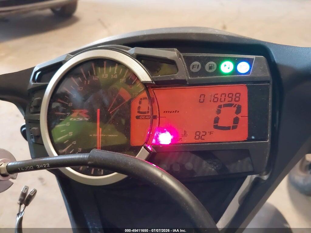 JS1GN7FA6R7100448 2024 SUZUKI GSX-R600 photo no. 7