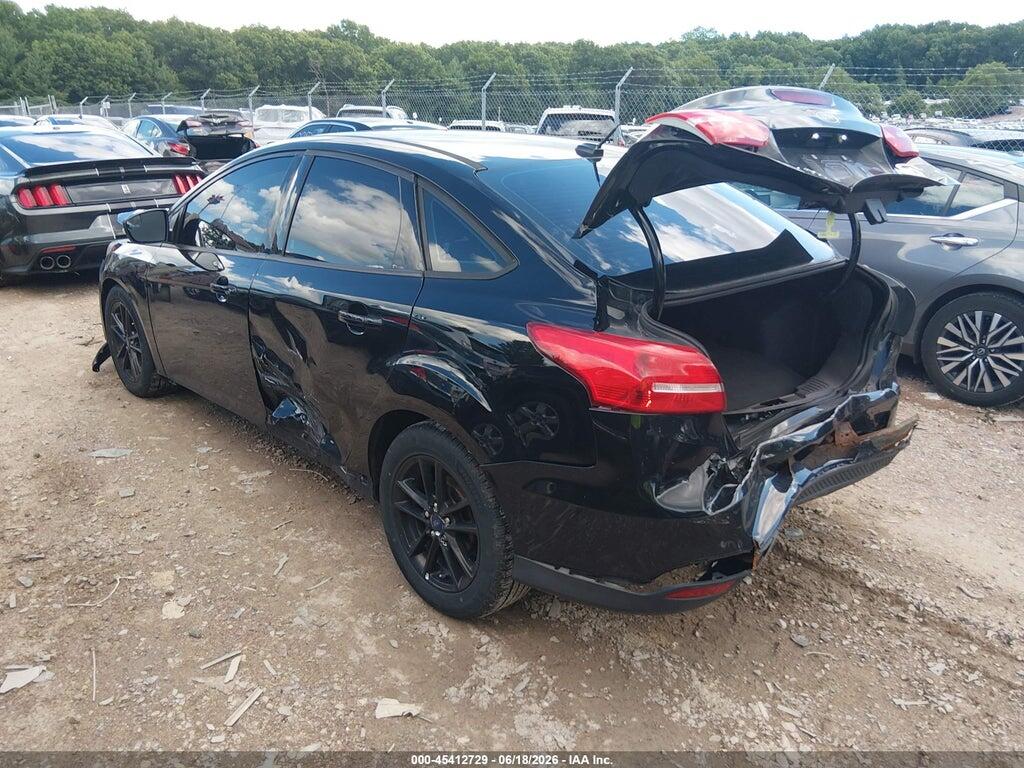 1FADP3F25HL212271 2017 FORD FOCUS photo no. 3