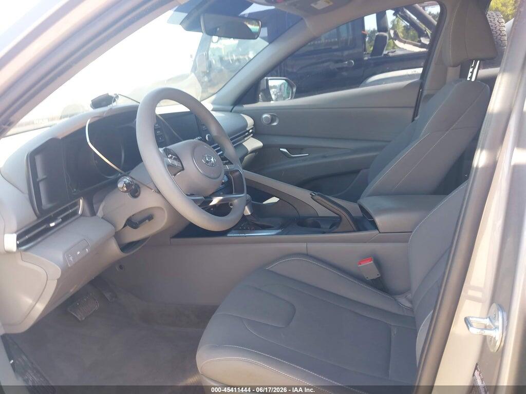 KMHLM4AG5PU405838 2023 HYUNDAI ELANTRA photo no. 5