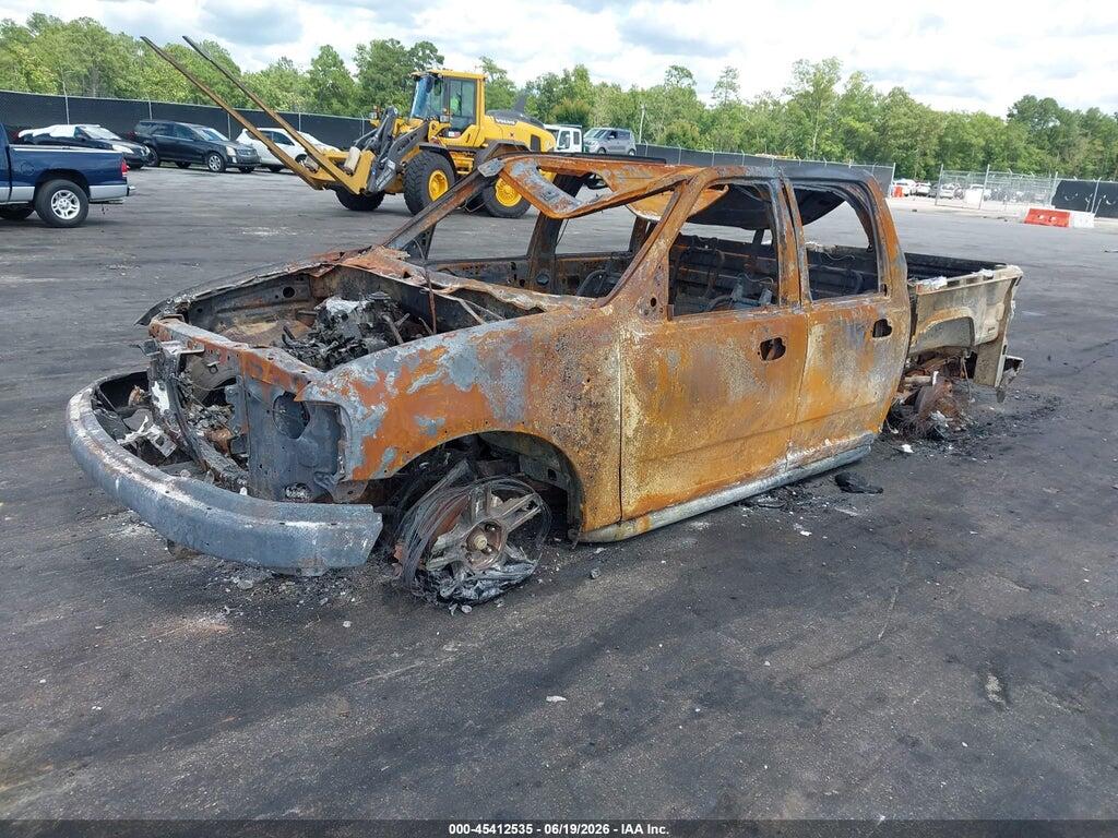 1FTRW07332KC64861 2002 FORD F-150 photo no. 2
