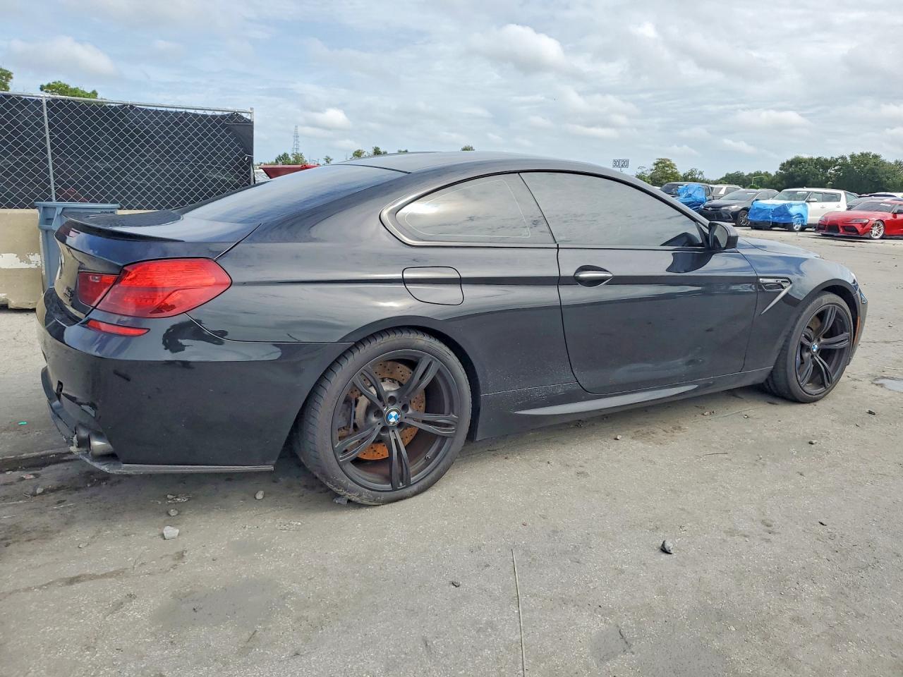 2014 BMW M6 — Фото 3 из 13