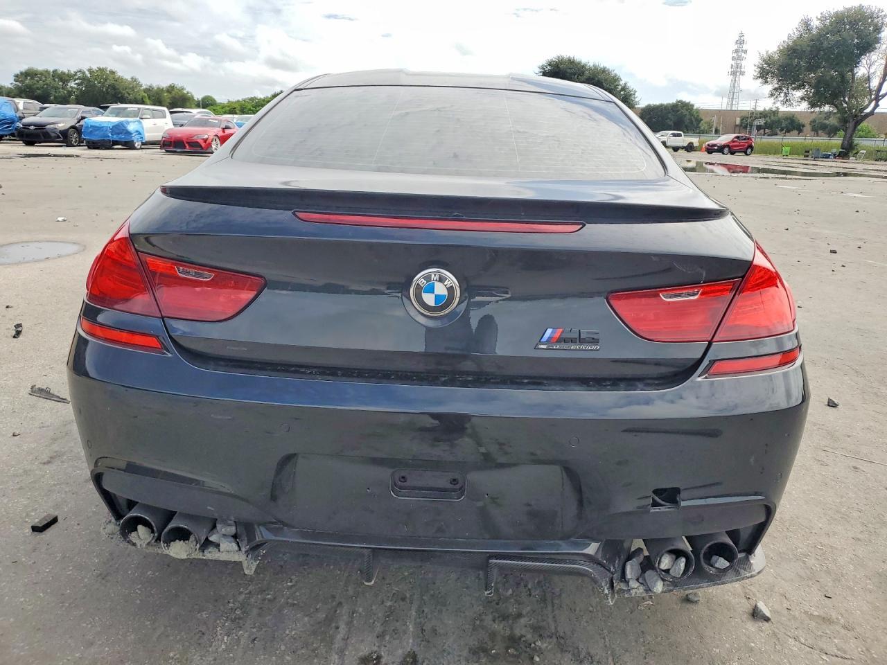2014 BMW M6 — Фото 6 из 13
