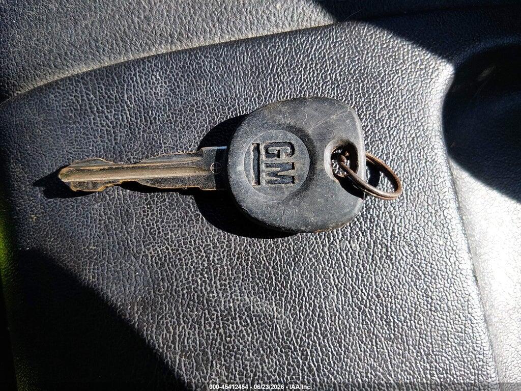 1G2MB35B98Y100560 2008 PONTIAC SOLSTICE photo no. 11