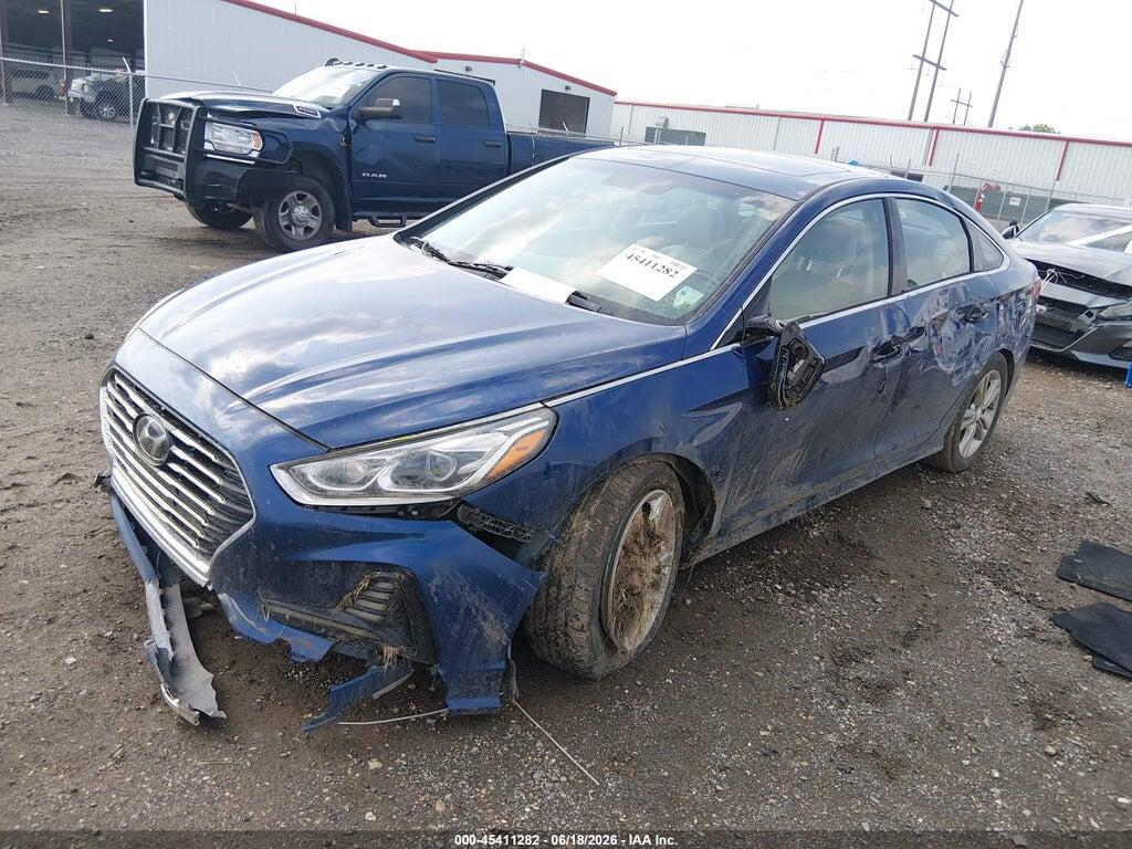 5NPE34AF0JH645307 2018 HYUNDAI SONATA photo no. 2