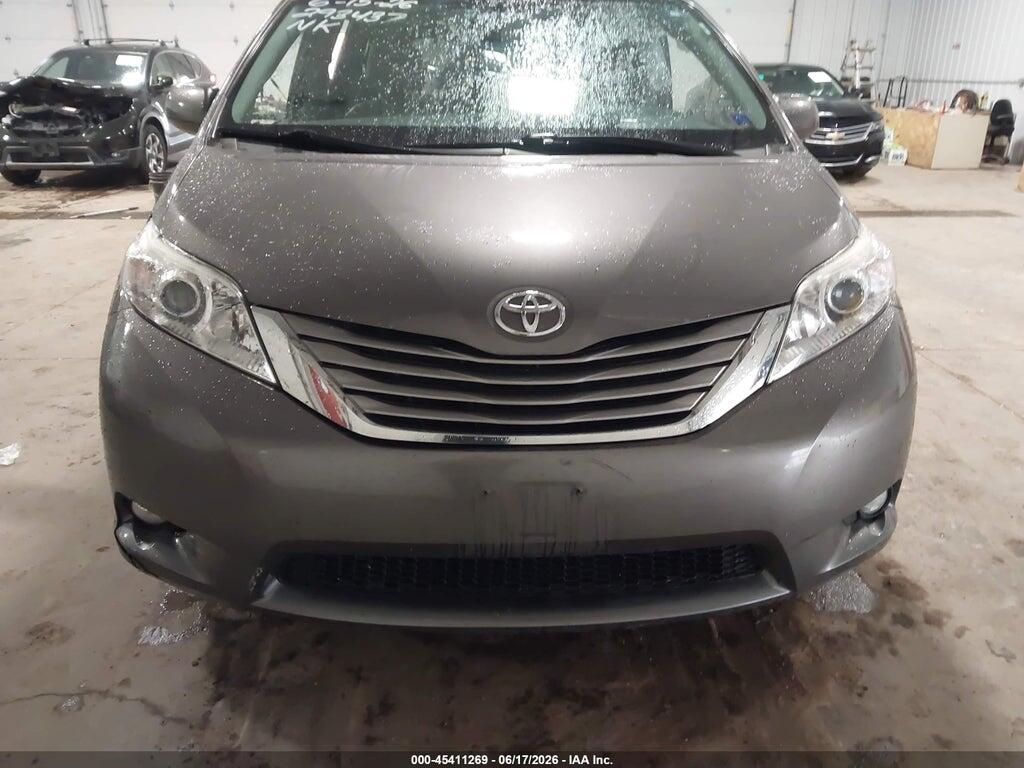 5TDYK3DC6GS757561 2016 TOYOTA SIENNA photo no. 12