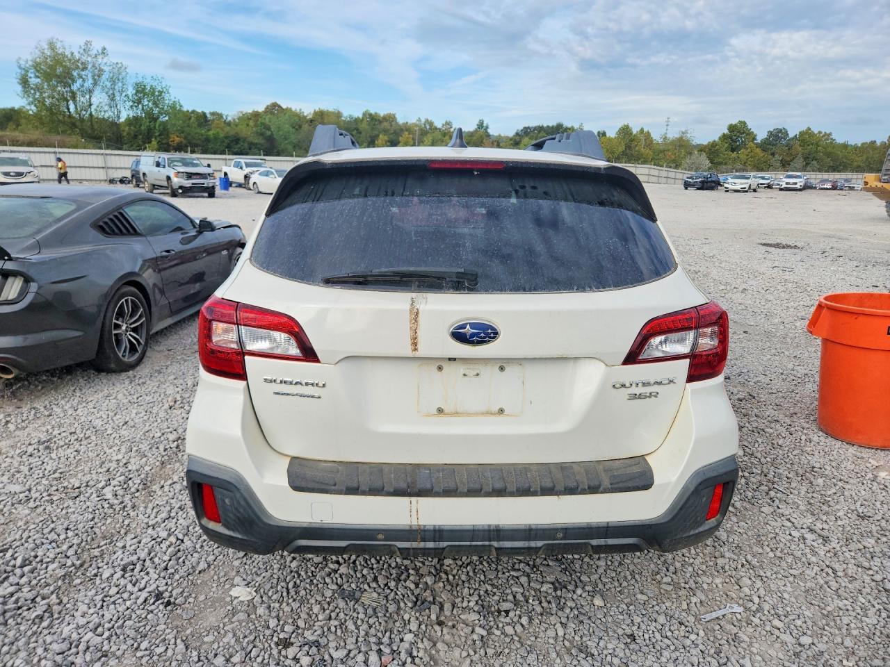 2018 SUBARU OUTBACK 3.6R LIMITED — Фото 6 из 13