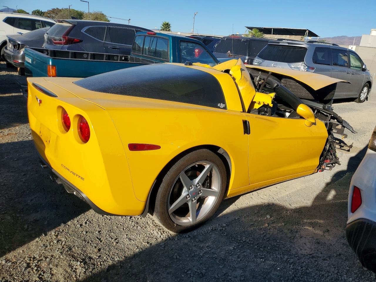 2005 CHEVROLET CORVETTE — Фото 3 из 13