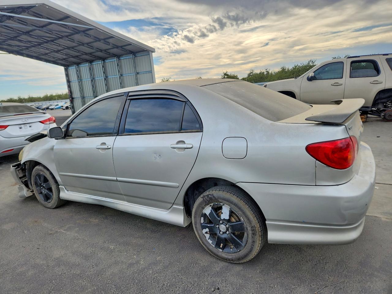 2003 TOYOTA COROLLA S — Фото 2 из 12