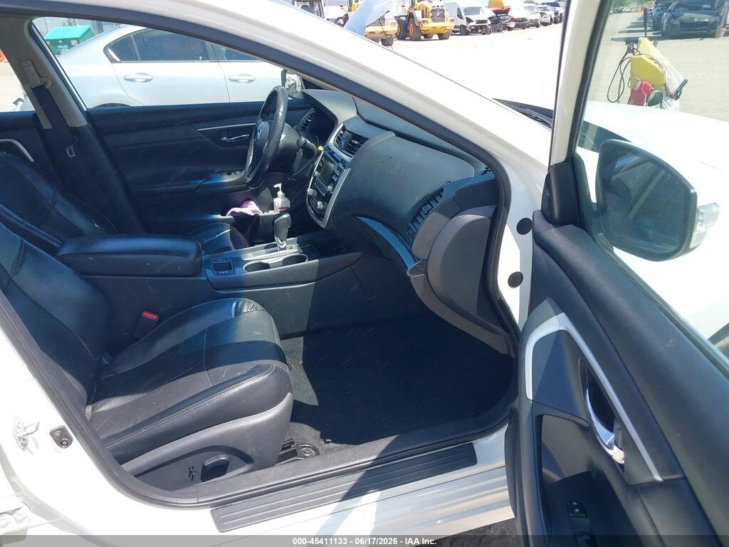 1N4AL3AP1JC177168 2018 NISSAN ALTIMA photo no. 5