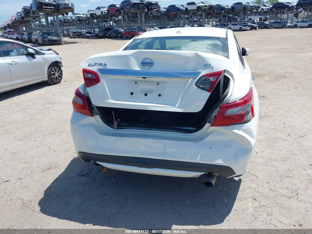 1N4AL3AP1JC177168 2018 NISSAN ALTIMA photo no. 6