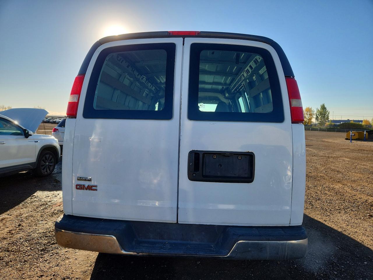 2020 GMC SAVANA G2500 — Фото 6 из 13