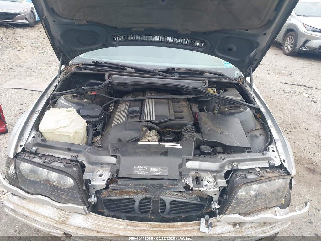 WBAAV33491FV01972 2001 BMW 325I photo no. 10