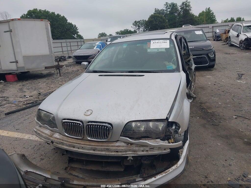 WBAAV33491FV01972 2001 BMW 325I photo no. 12