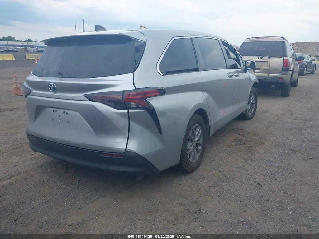 5TDKRKEC5MS046987 2021 TOYOTA SIENNA photo no. 4
