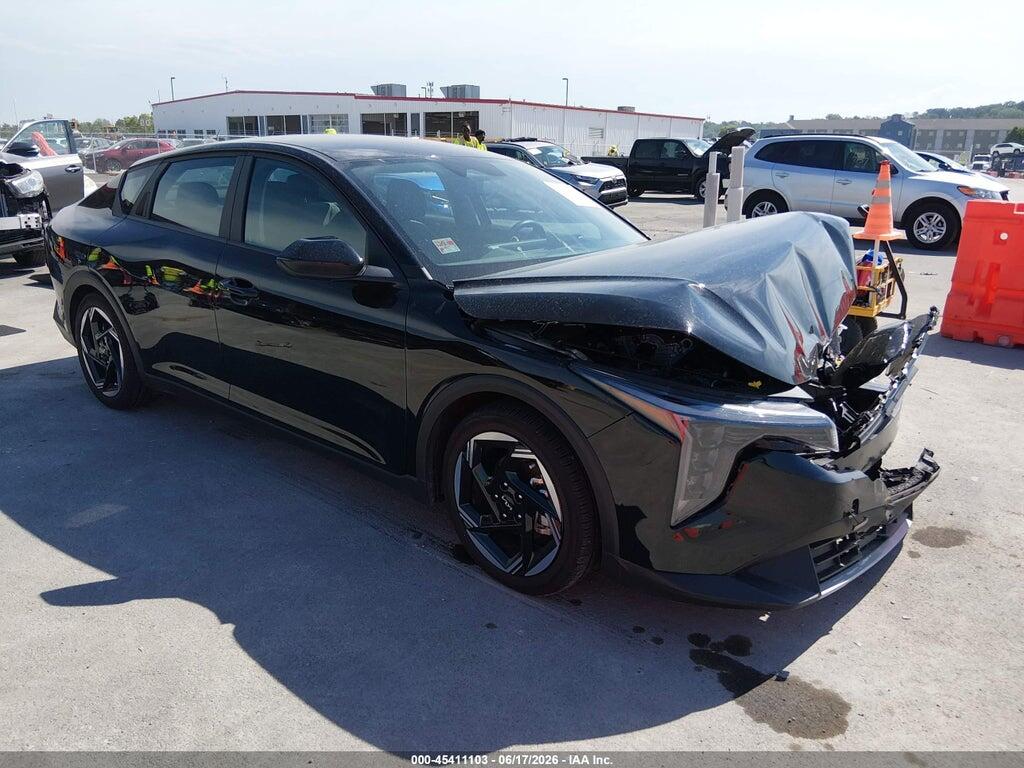 3KPFU4DE9SE033696 2025 KIA K4 photo no. 1