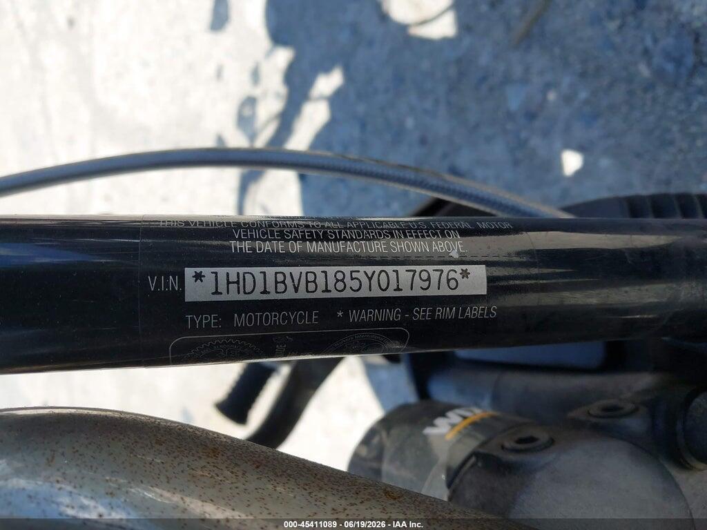 1HD1BVB185Y017976 2005 HARLEY-DAVIDSON FXSTI photo no. 10