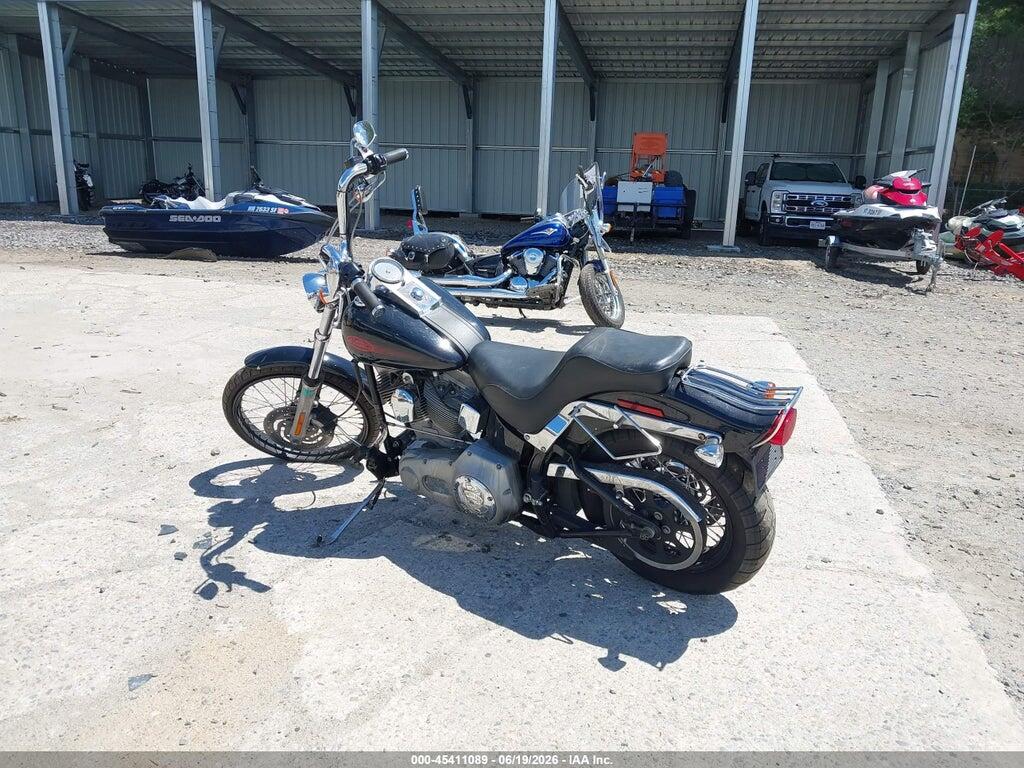 1HD1BVB185Y017976 2005 HARLEY-DAVIDSON FXSTI photo no. 3