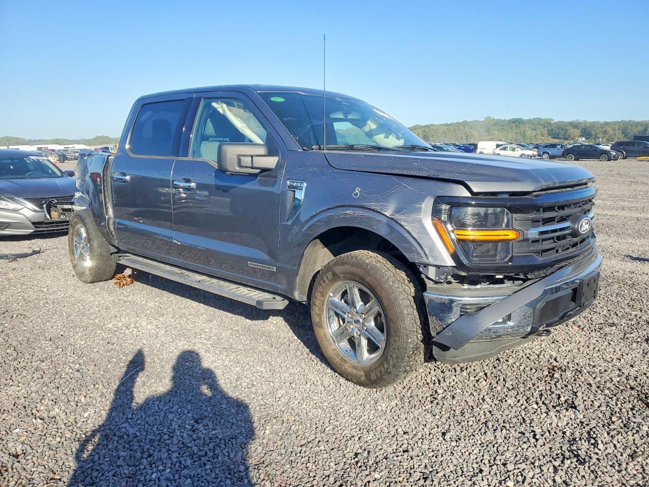 2024 FORD F150 XLT — Фото 4 из 13