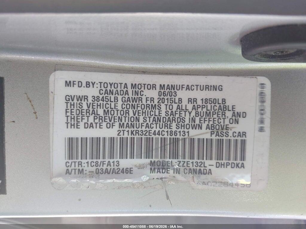 2T1KR32E44C186131 2004 TOYOTA MATRIX photo no. 9