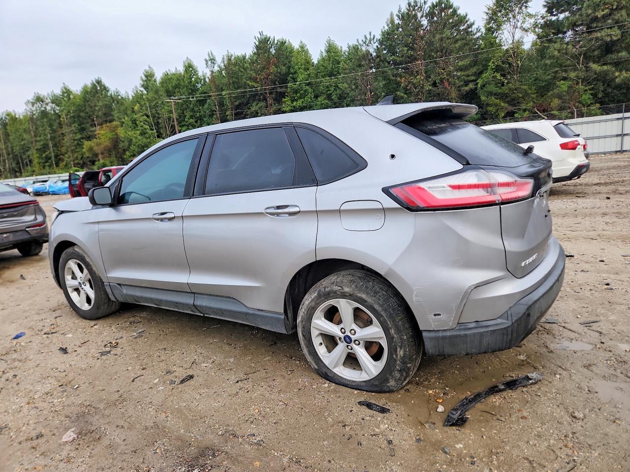 2020 FORD EDGE SE — Фото 2 из 13